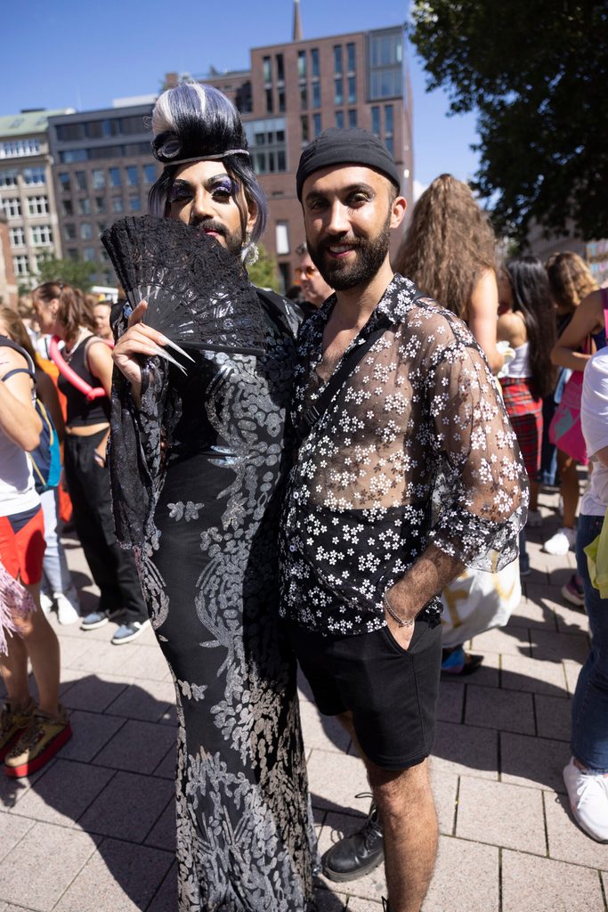 Die Kurden Sasha (33,l) und Ayaz (30) sind vor Krieg und Verfolgung geflohen.