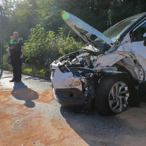 Bei dem Unfall in Bramfeld sind mehrere Menschen verletzt worden.