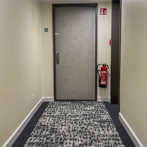 Zimmer 716