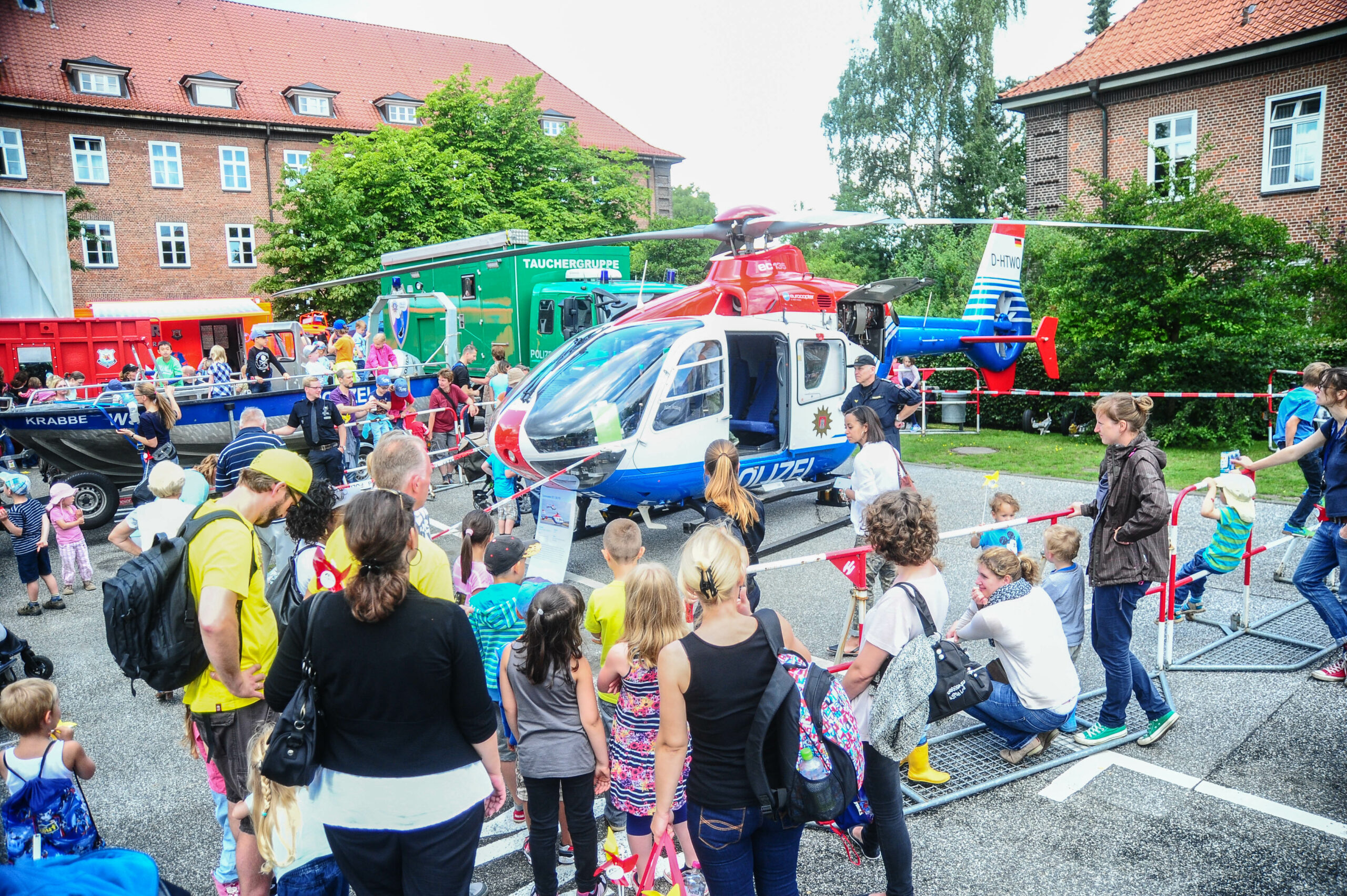 Nach zwei Jahren Corona-Pause - Kinder HIT Tag bei Polizei und Feuerwehr