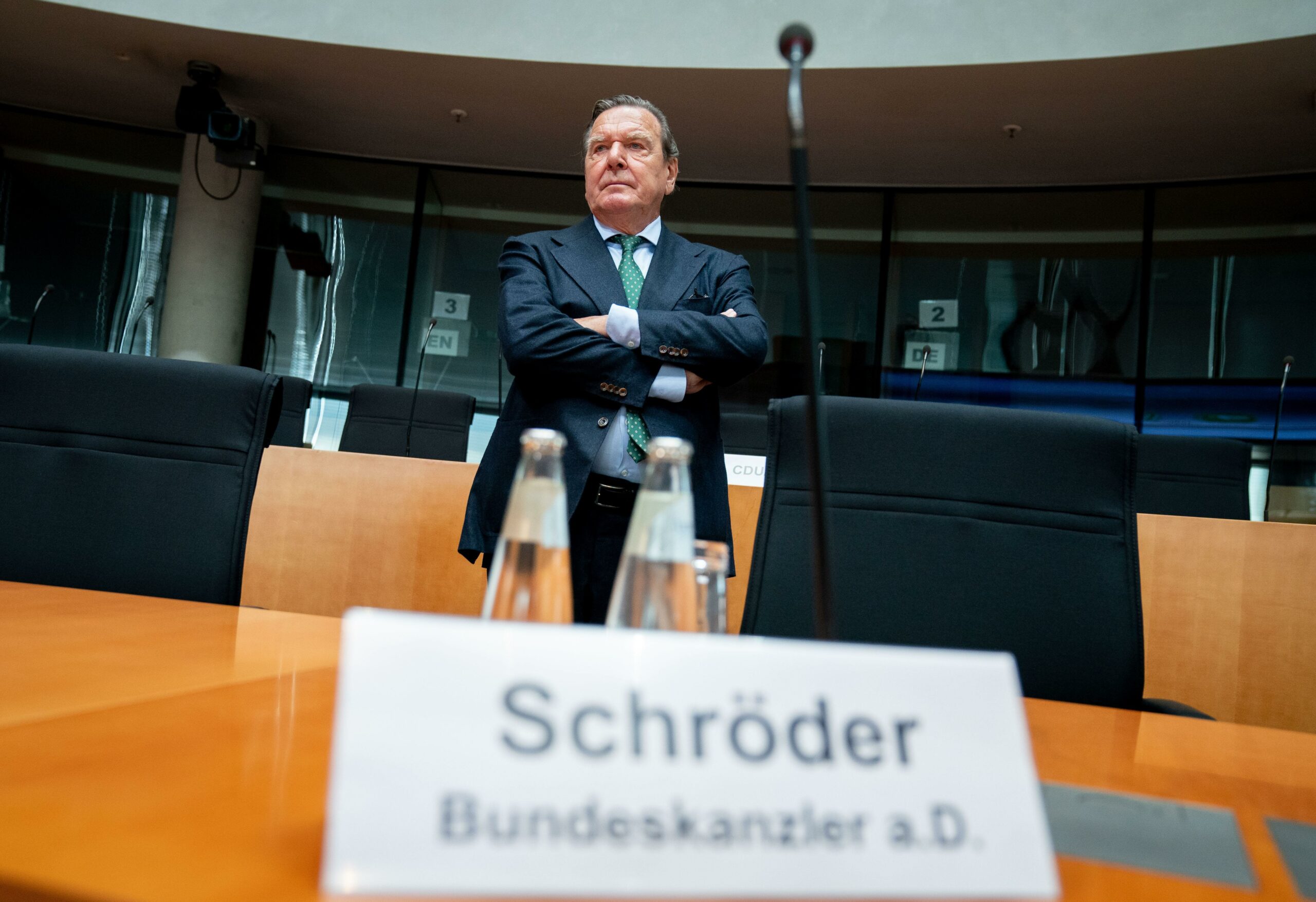 Kämpft jetzt vor Gericht für seine Privilegien: Altkanzler Gerhard Schröder (SPD):
