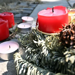 Dortmund: Kerzen erinnern an den Tod eines 16-jährigen Jugendlichen.