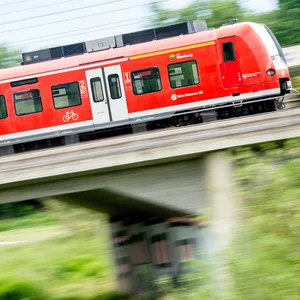 Die Grünen in Niedersachsen wollen die erste Klasse in Regional- und Nahverkehr abschaffen. (Symbolbild)