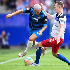 HSV-Profi Sebastian Schonlau gegen Heidenheim