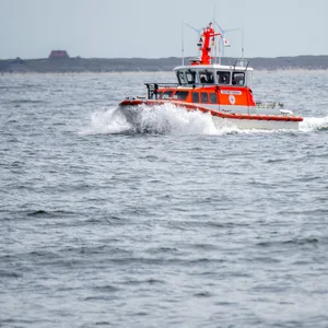 Ein Seenotrettungsboot der Deutschen Gesellschaft zur Rettung Schiffbrüchiger (DGzRS).