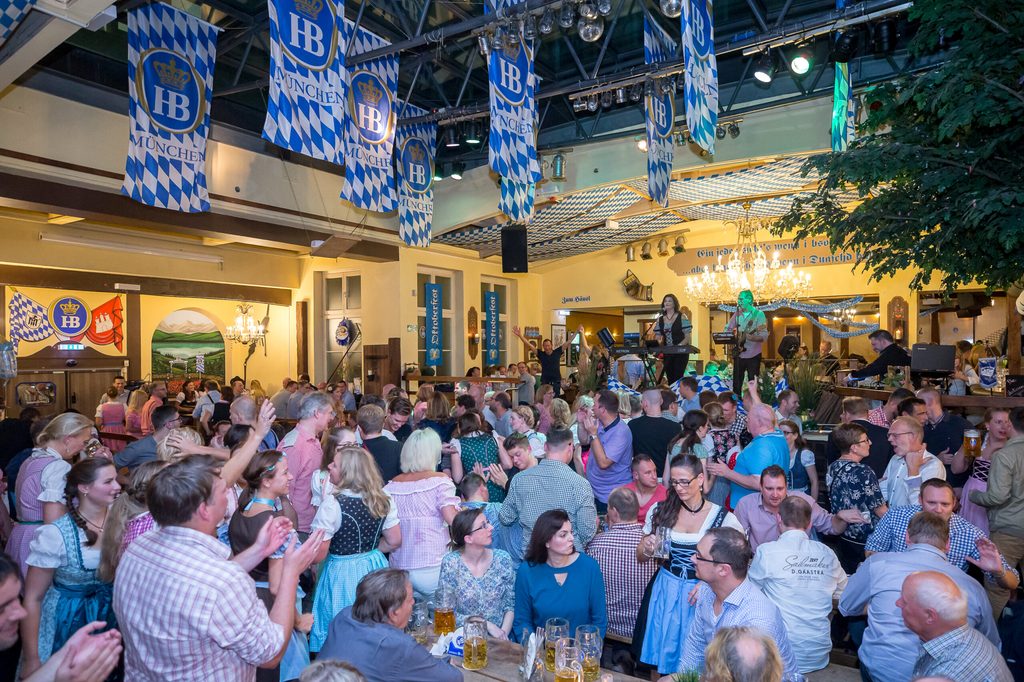 Stimmung im Hofbräu Wirtshaus