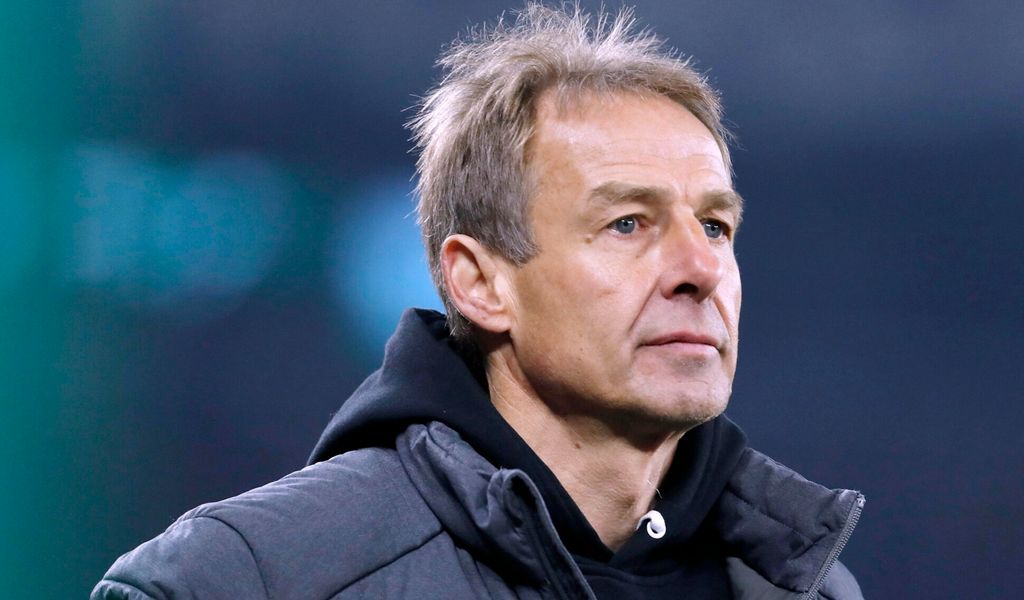 Jürgen Klinsmann würde sich von Play-offs in der Bundesliga mehr Spannung und ein Ende der Bayern-Dominanz versprechen.