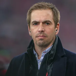 Philipp Lahm mit einem besorgten Blick