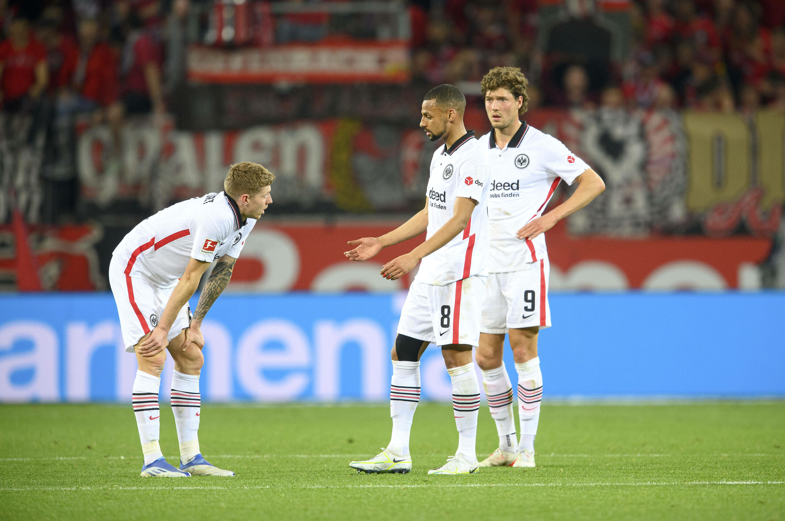 Eintracht Frankfurt hat das Eigenkapital fast aufgebraucht.