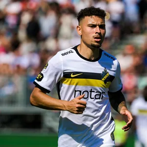 Jordan Larsson soll sich Medienberichten zufolge Schalke 04 anschließen.