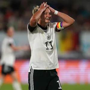 Alexandra Popp war nach guten Leistung bei der Europameisterschaft überrascht von dem Interesse an ihrer Person.