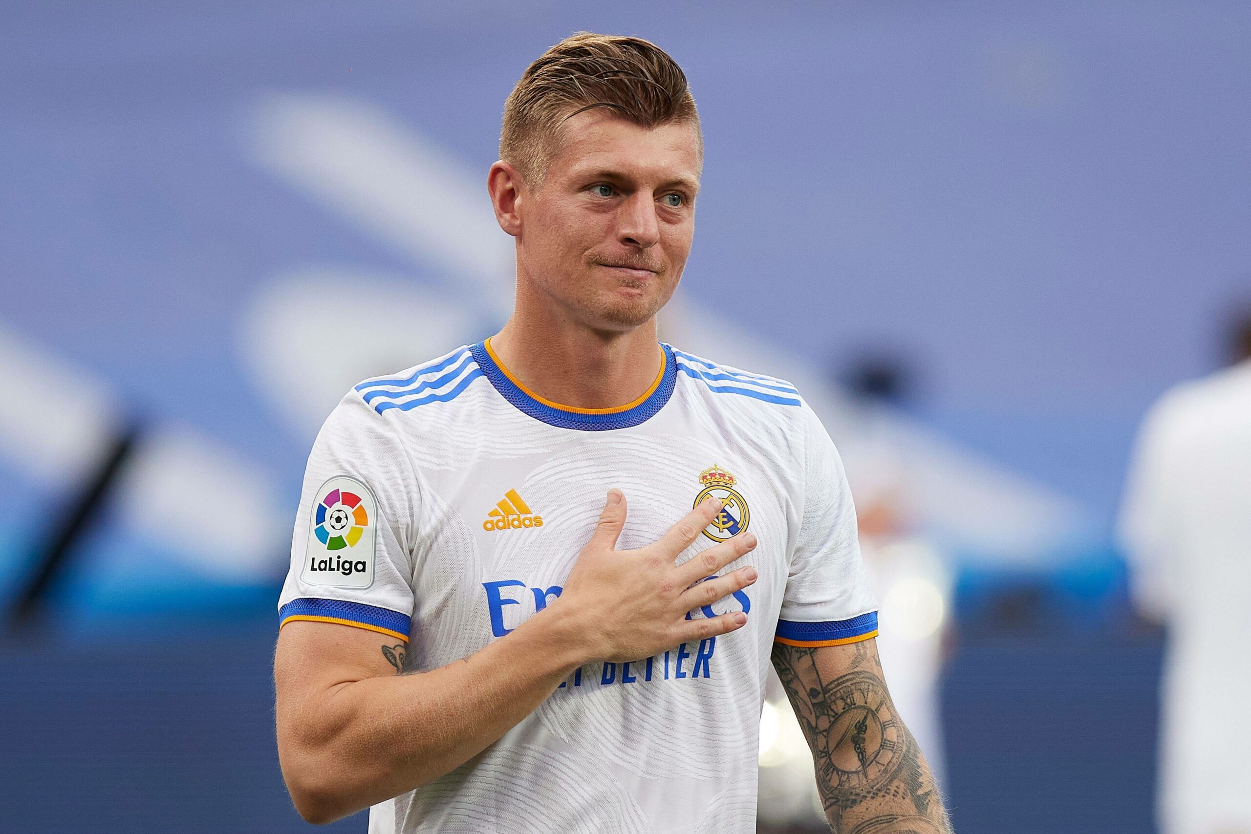 Real-Madrid-Star Toni Kroos hat eine App auf den Markt gebracht, um Kinder und Jugendliche mehr zum Sport anzuregen.