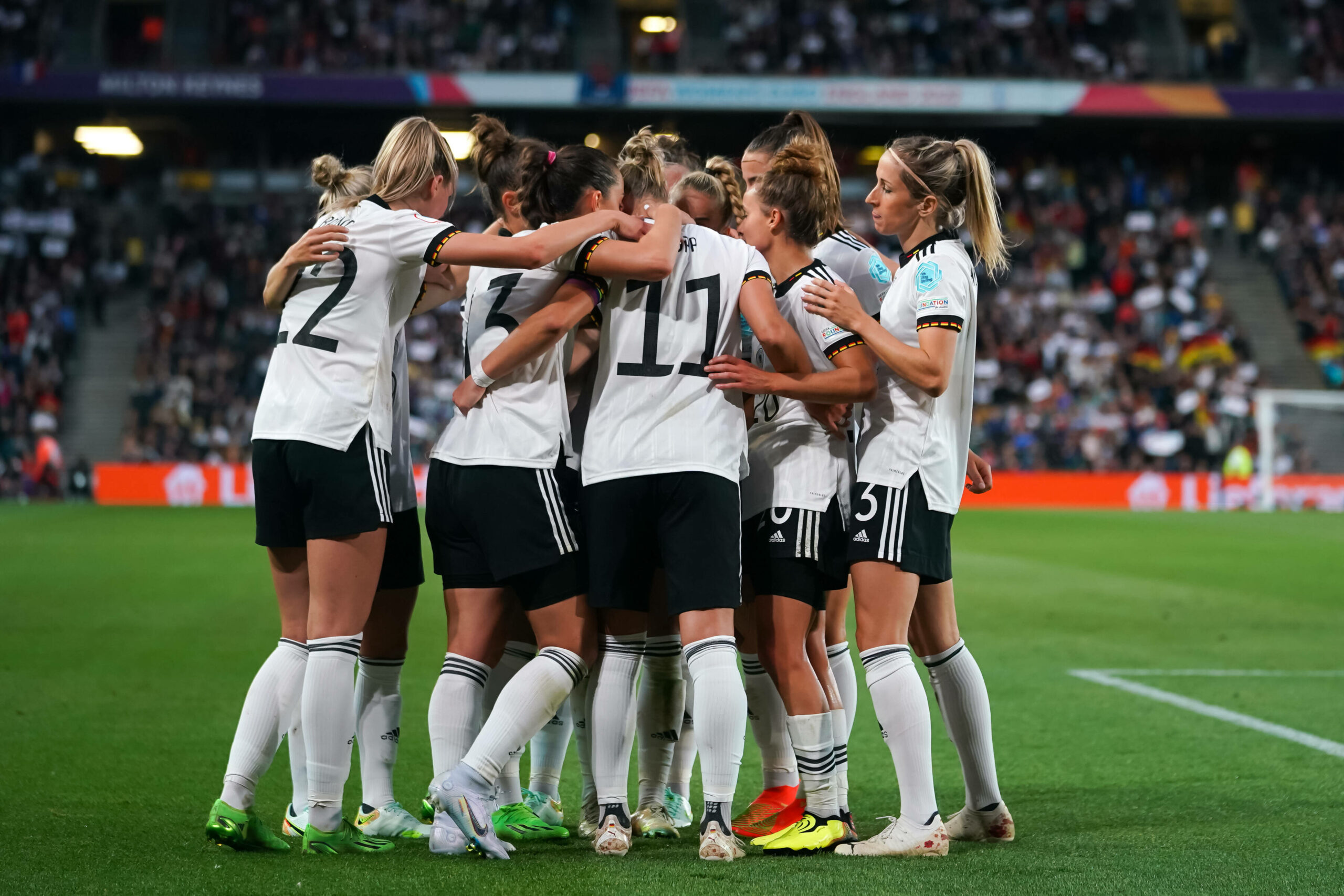 Durch überzeugende Leistungen sind fünf deutsche Frauen Teil des UEFA Team des Turniers.