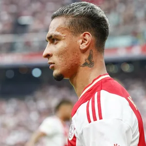 Ajax-Star Antony
