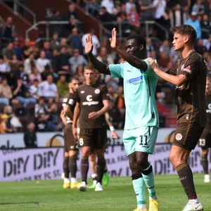Conteh, Zander, St. Pauli