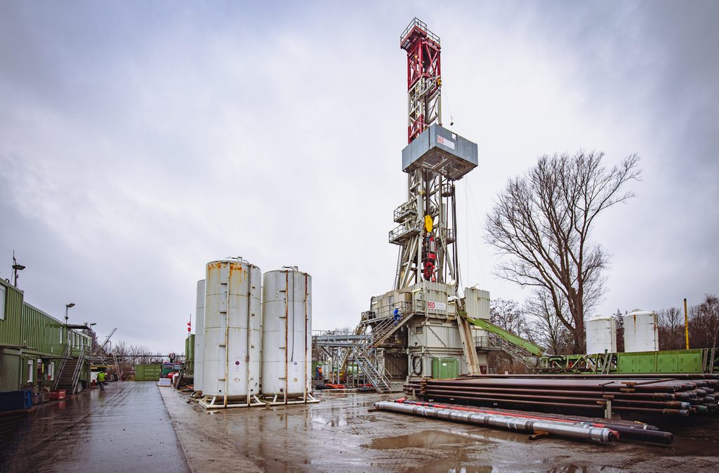 Auf diesem Gelände entsteht die Geothermieanlage.