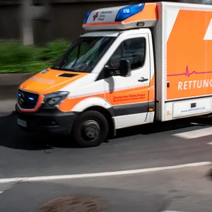 Beim Unfall mit einem Skateboard wurde ein 56-Jähriger so schwer verletzt, dass er starb (Symbolbild).