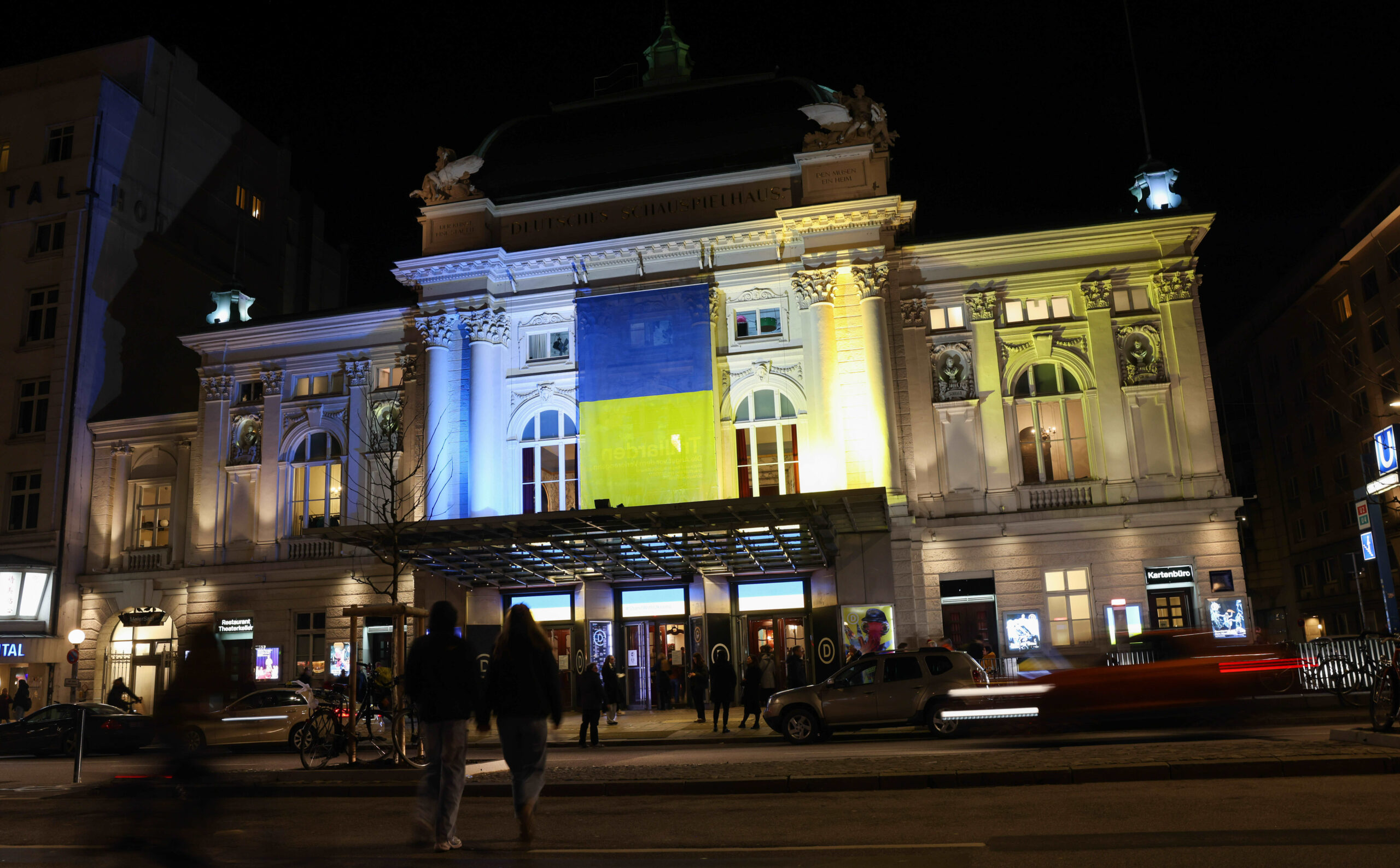 Das Hamburgische Schauspielhaus soll ab 21 Uhr nicht mehr beleuchtet werden.