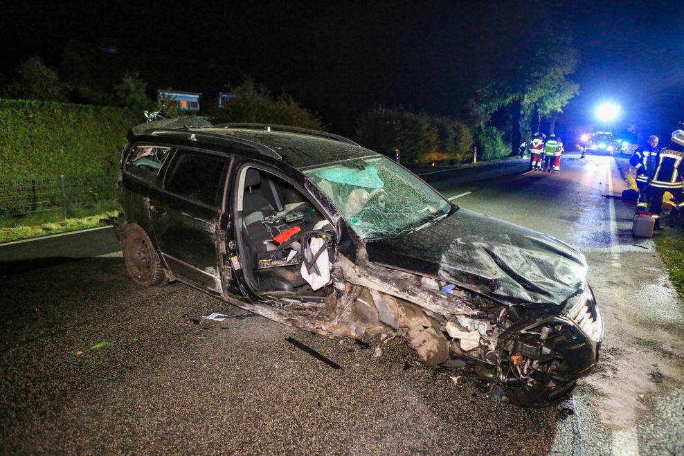 Das Auto des 22-Jährigen wurde bei dem Unfall komplett zerstört.