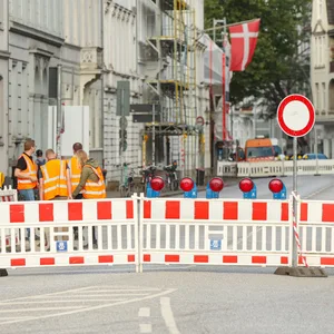 Die Klopstockstraße war wegen eines Rohrbruchs gesperrt.