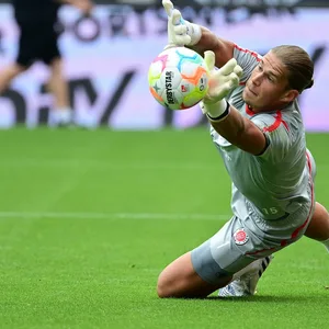 Will wie gegen Magdeburg die Null halten: St. Paulis Keeper Dennis Smarsch