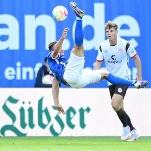 John Verhoek trifft gegen St. Pauli