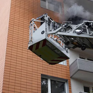 Brand im Wohnhaus mit Feuerwehrleiter