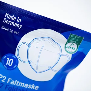 Eine Packung mit zehn FFP2-Schutzmasken. (Symbolbild)