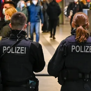 Bundespolizei kontrolliert im Hauptbahnhof Bremen.
