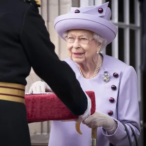 Elizabeth II.