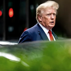 Donald Trump, designierter Präsident der USA, verlässt den Trump Tower auf dem Weg zur New Yorker Generalstaatsanwaltschaft. (Archivbild)