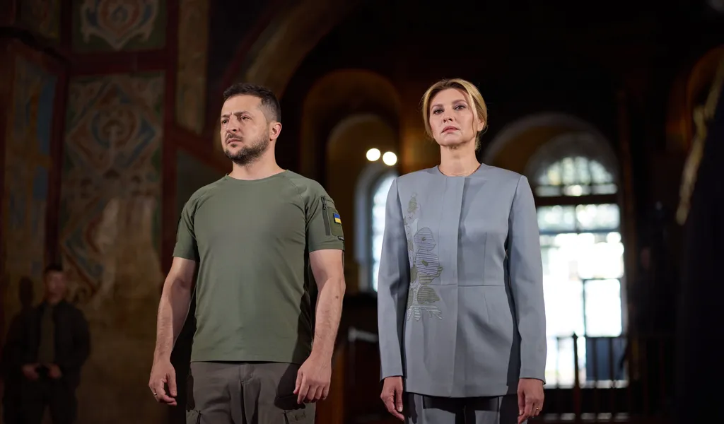 Wolodymyr Selenskyj, Präsident der Ukraine, und seine Ehefrau Olena Selenska nehmen am „Gebet für die Ukraine“ teil