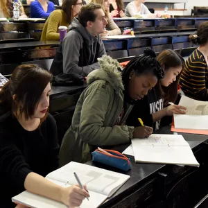 Studenten im Hörsaal