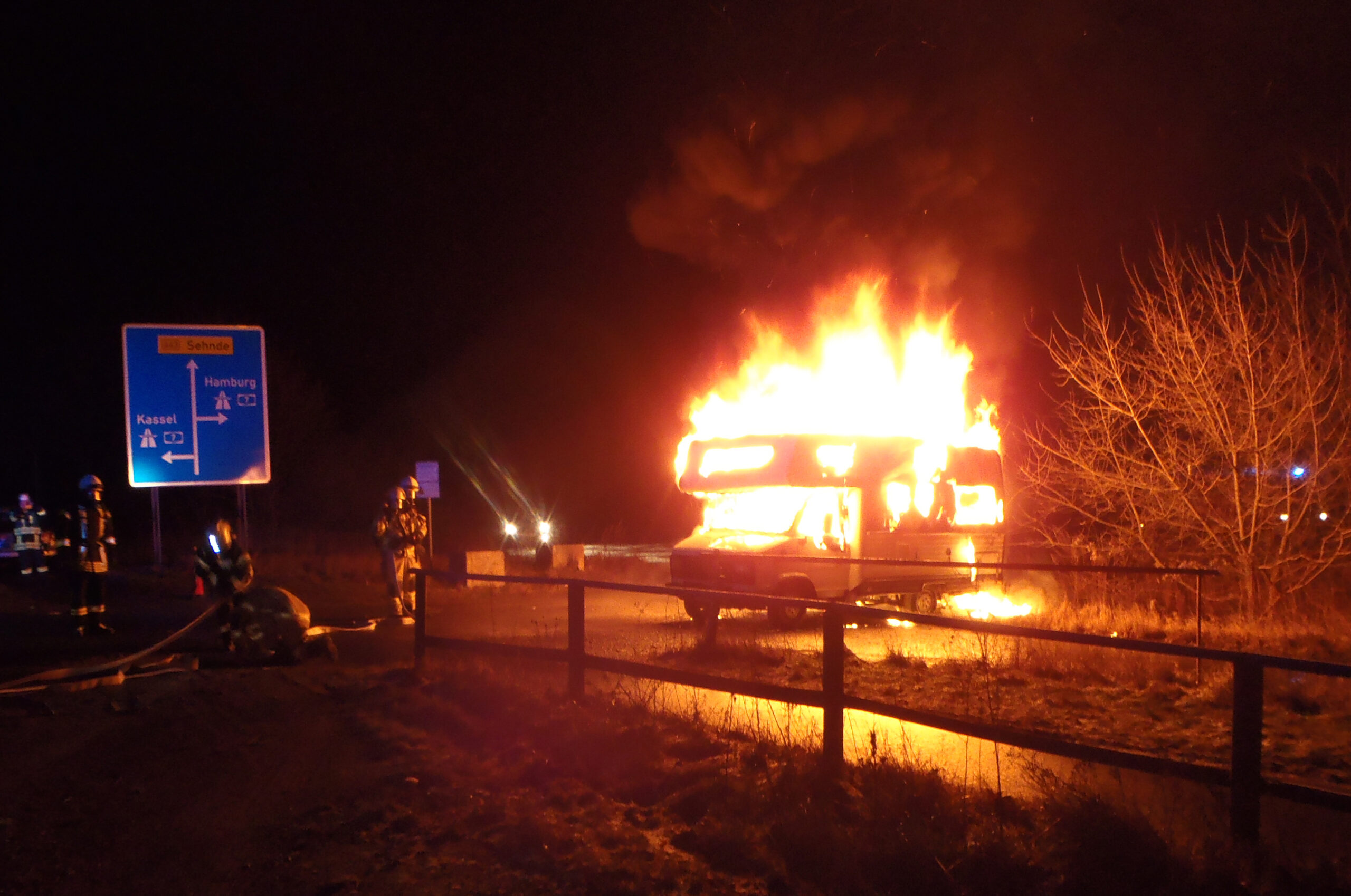 Am vergangenen Freitagabend ist ein Lovemobil bei Hamburg ausgebrannt (Symbolbild).