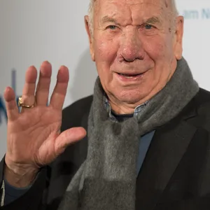 Der Schauspieler Günter Kütemeyer bei einer Präsentation von neuen Folgen der TV-Serie „Neues aus Büttenwarder“ am 5.12.2017 in Hamburg (Archivfoto)