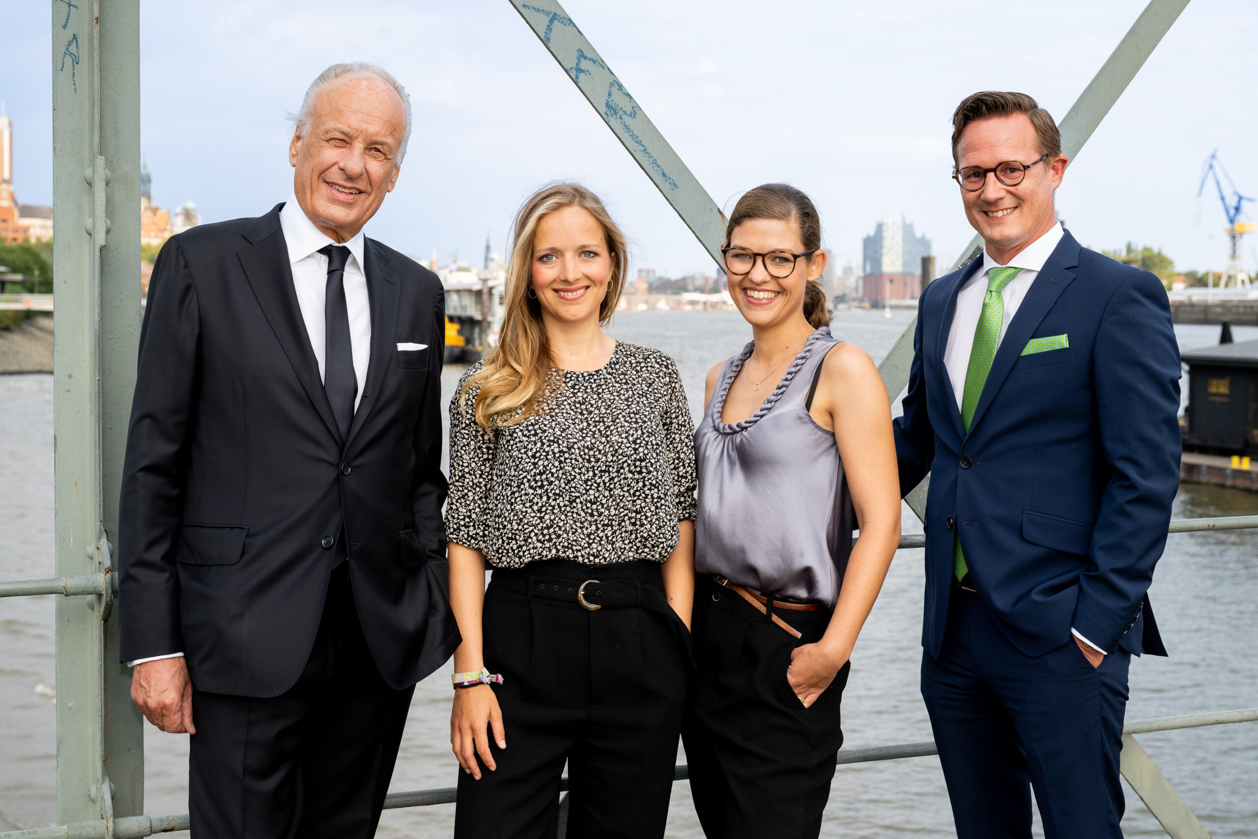 Die Gründerpreisgewinner: Dieter Becken (v. l.), Anne Lamp und Johanna Baare, sowie Philipp Nerbe.