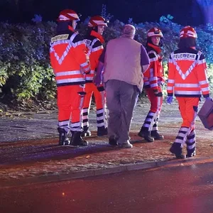 Kellerbrand in Hochhaus in Kiel – 12 menschen gerettet