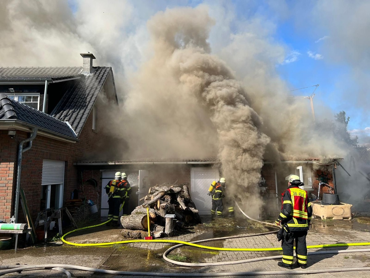 Feuer im Alten Land – Großeinsatz für die Feuerwehr