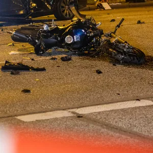 Die Kawasaki wurde bei dem Unfall komplett zerstört.