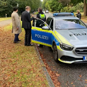 Nachdem es bei der Trauerfeier zu Tumulten gekommen war, wurde die Polizei gerufen.