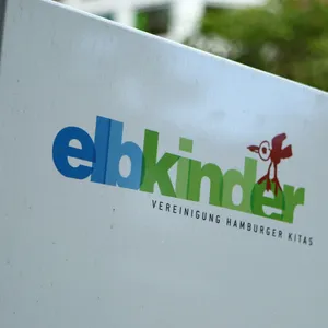 Außenansicht der Elbkinder-Kindertagesstätte in der Jarrestraße in Hamburg-Winterhude