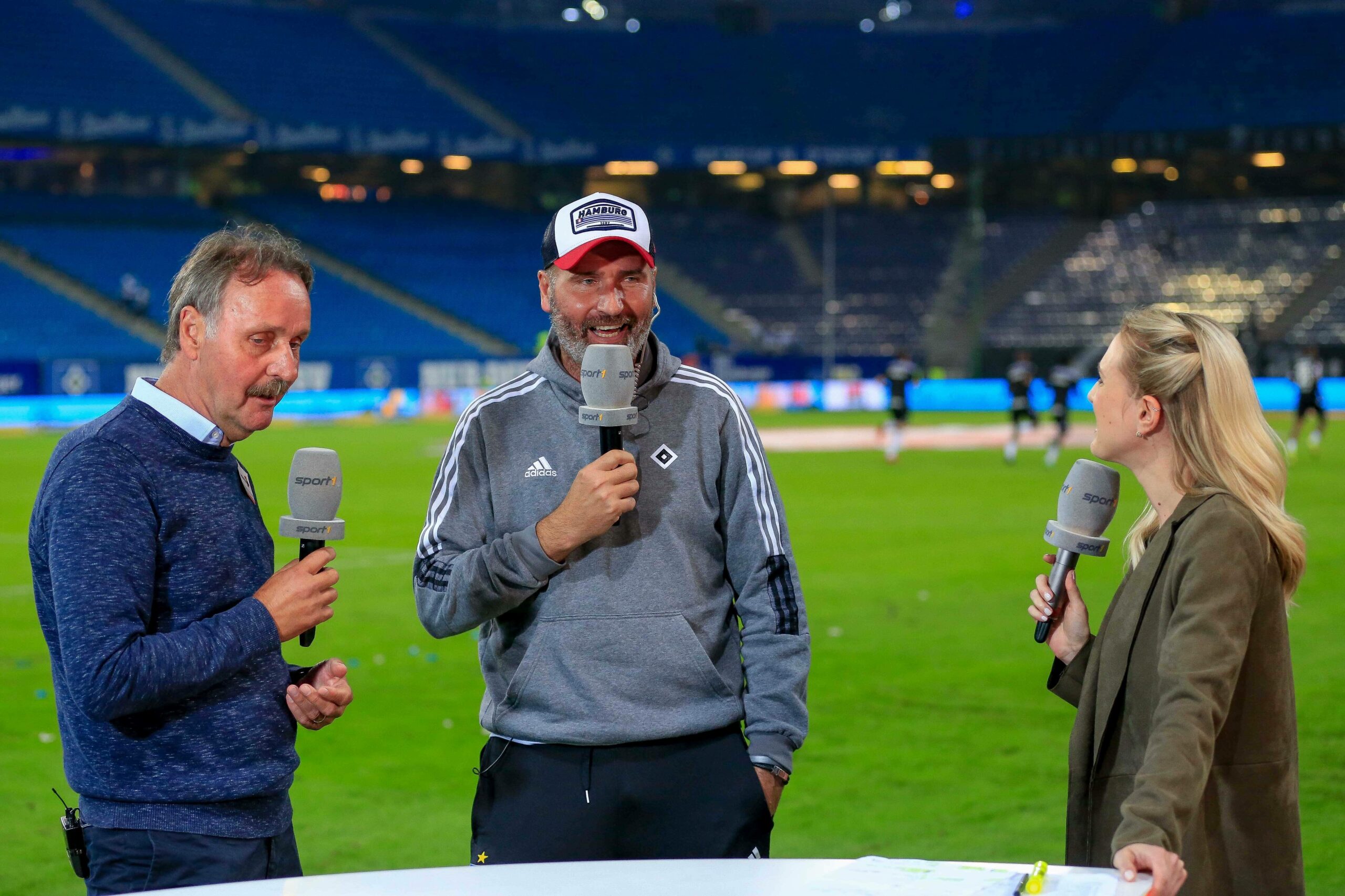 Kult-Trainer Peter Neururer (l.) und HSV-Coach Tim Walter