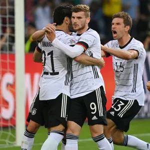 Nationalspieler Ilkay Gündogan, Timo Werner, Thomas Müller und Joshua Kimmich