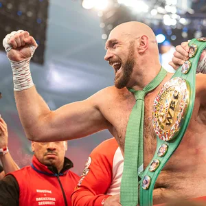 Box-Weltmeister Tyson Fury, hier nach seinem Sieg gegen Dillian Whyte, will noch in diesem Jahr in den Ring zurückkehren und gegen Anthony Joshua kämpfen.