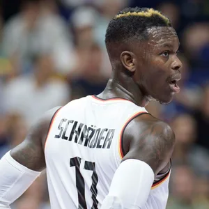 Dennis Schröder