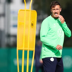 Aua! Max Kruse verletzte sich im Training des VfL Wolfsburg.