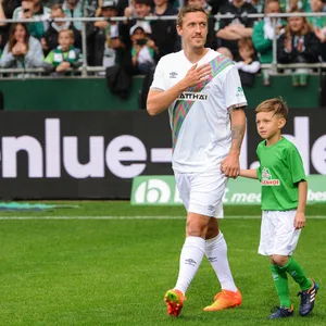 Max Kruse beim Abschiedsspiel von Claudio Pizarro