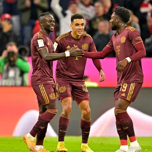 Hatten reichlich Grund zur Freude: Sadio Mané, Jamal Musiala und Alphonso Davies (v.l.) und die Bayern schossen sich aus der Krise.