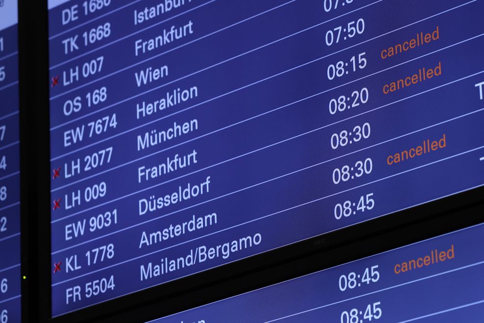 Wegen des Piloten-Streiks hat die Lufthansa 22 Flüge von und nach Hamburg gestrichen.