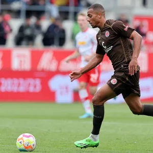St. Pauli-Profi Etienne Amenyido